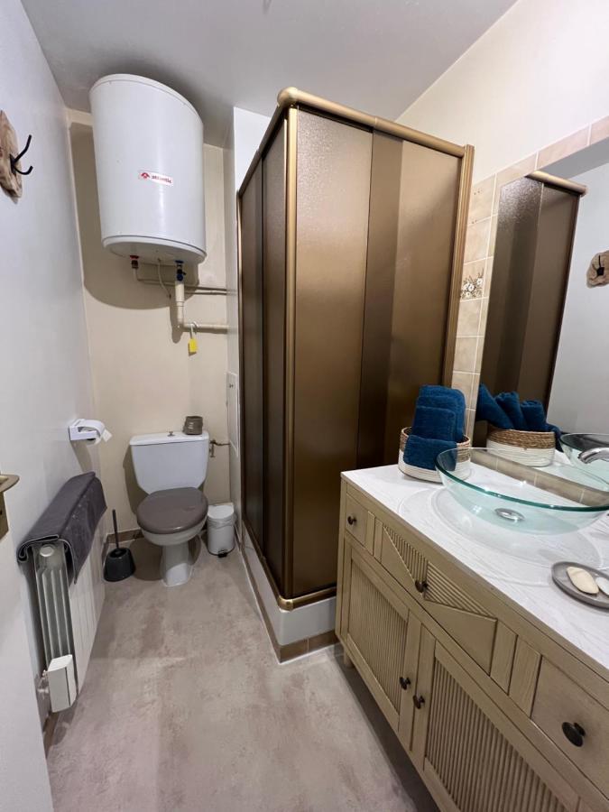 Joli Studio Avec Parking Prive Moulins  Dış mekan fotoğraf